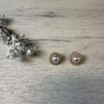 Ane σκουλαρίκια