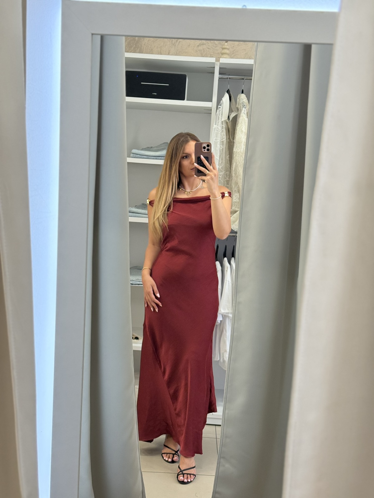 εικόνα_Viber_2026-08-28_17-36-05-452 Breda maxi φόρεμα σατέν - Μπορντό - Image 1