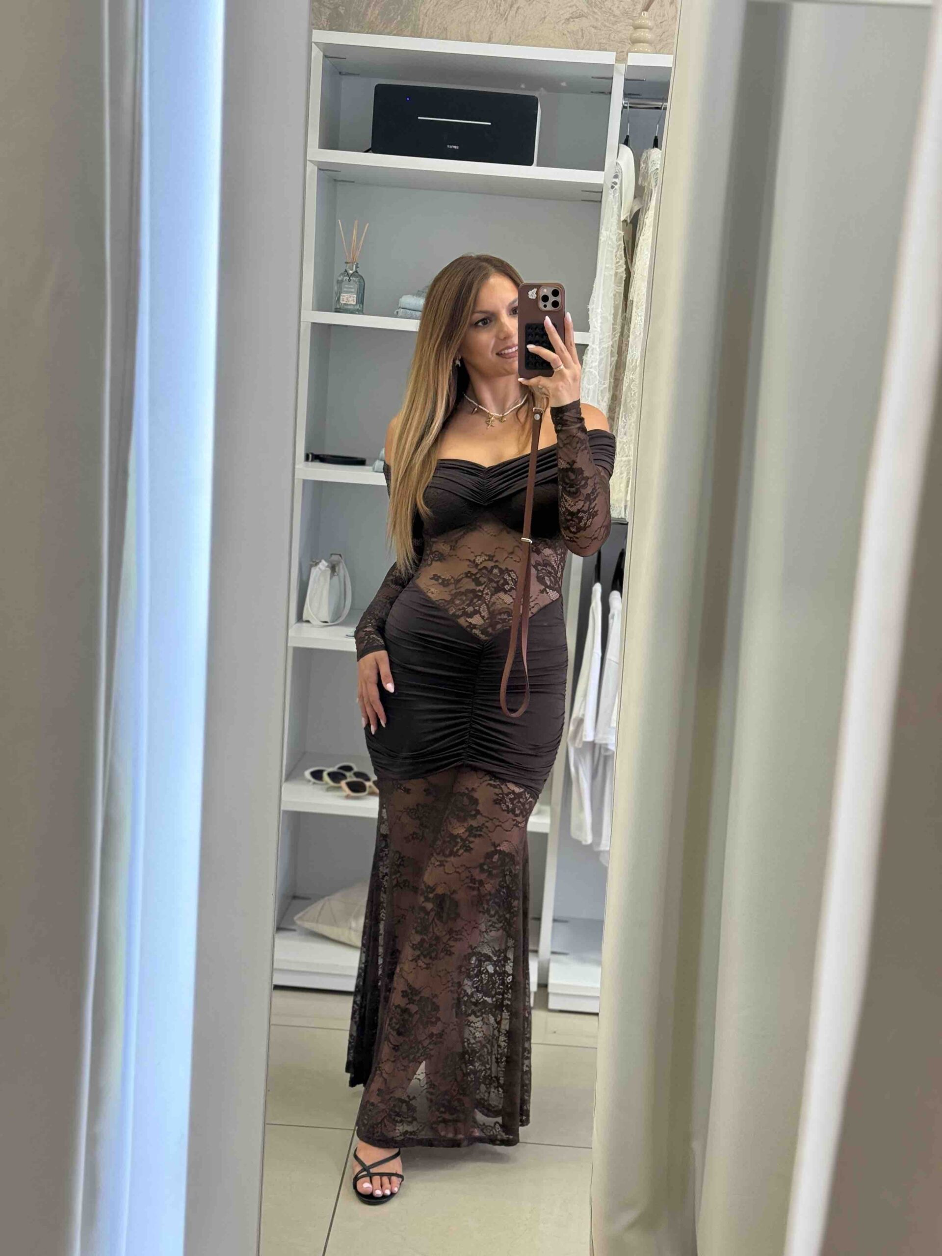 εικόνα_Viber_2026-09-02_11-51-44-975 Julia maxi φόρεμα με δαντέλα - καφέ - Image 1